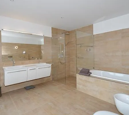 아파트 Traumwohnung 1 Eg *